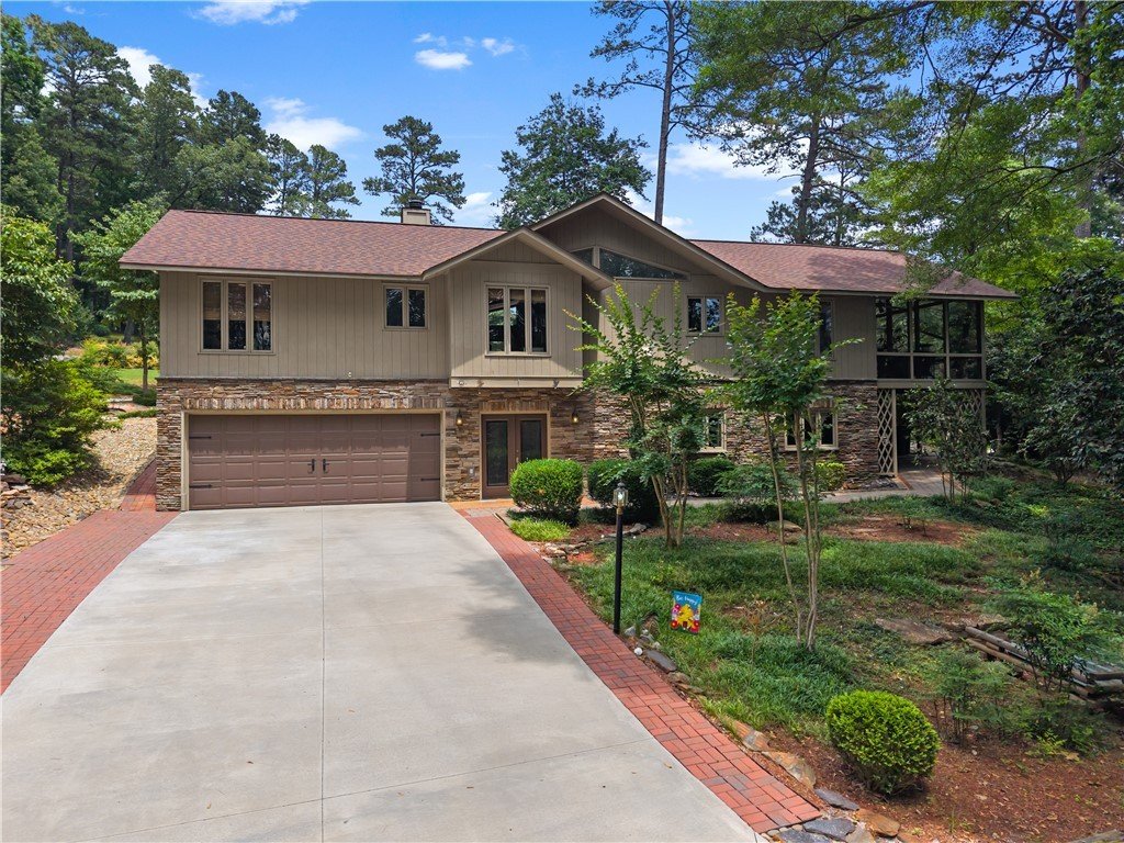 Property image 1 at 3 Windward Court, Salem, SC 29676