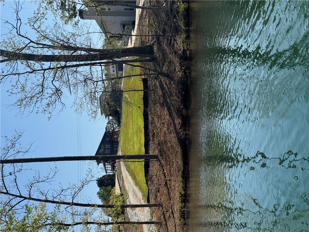 Janda Hill On Keowee