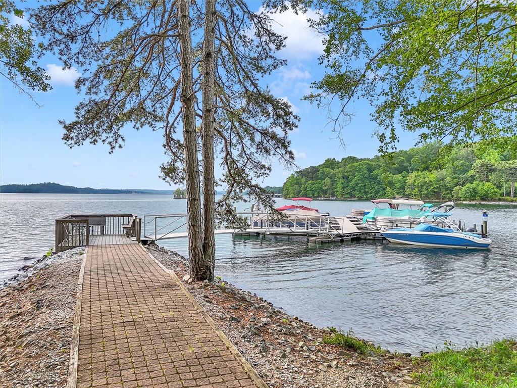 Property image 1 at 3 Harbour View Drive, Salem, SC 29676