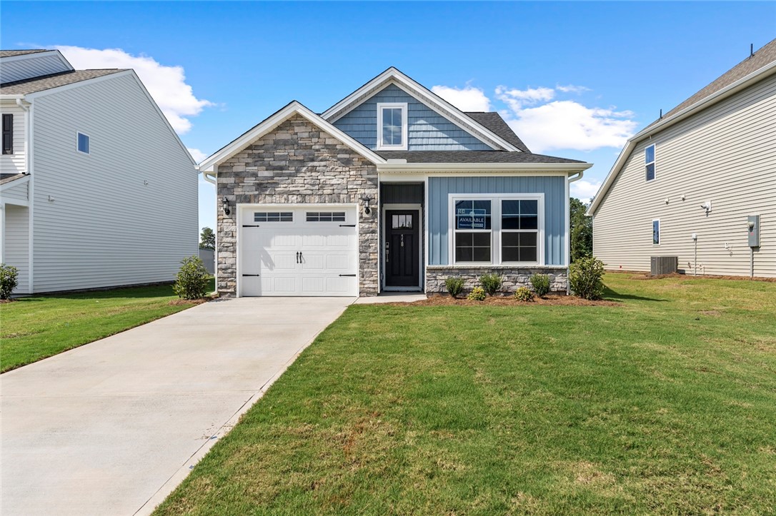 Property at 118 Cotesworth Street, Pendleton, SC 29670