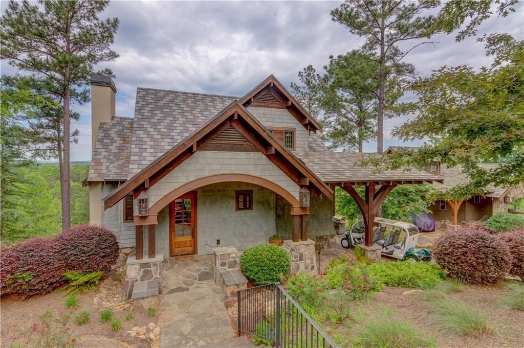 143 Button Bush Trail