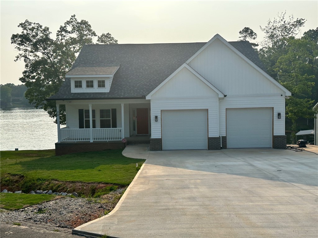 Property image 1 at 70 Creek Point Drive, Abbeville, SC 29620