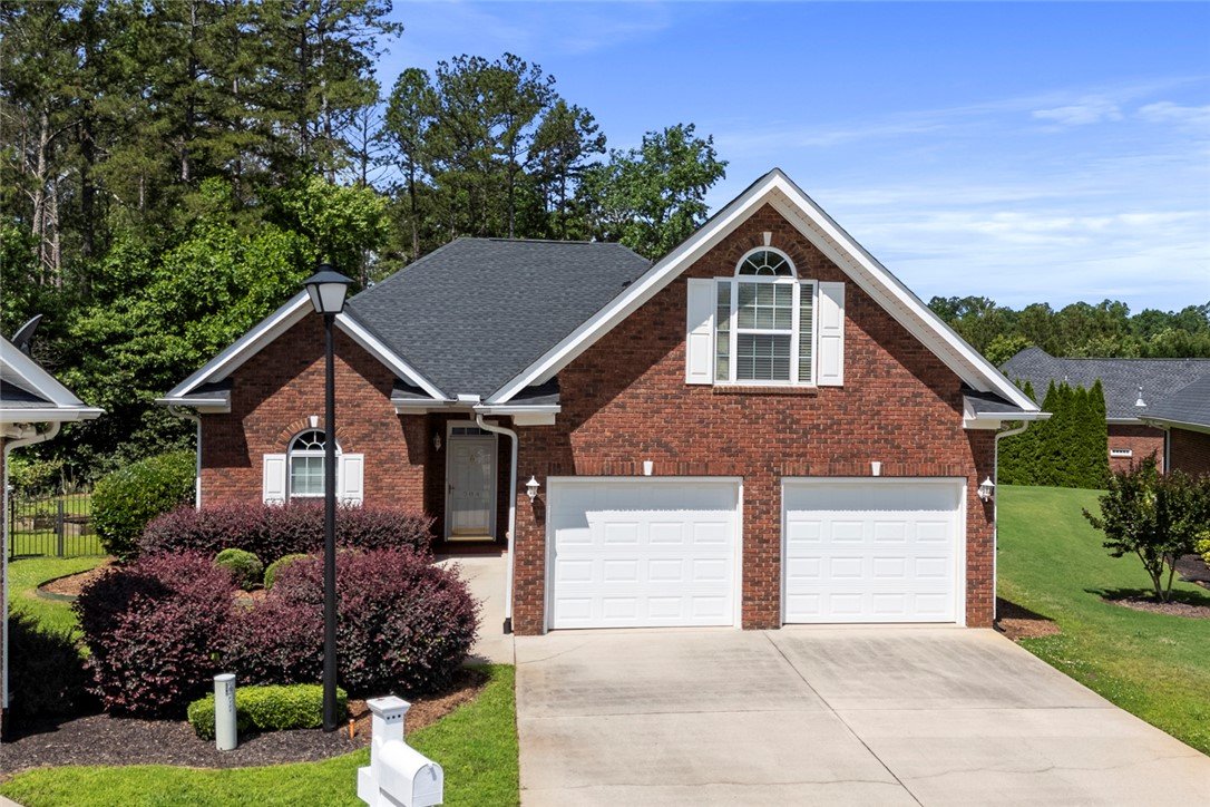 Property image 1 at 704 Nottingham Court, Seneca, SC 29672