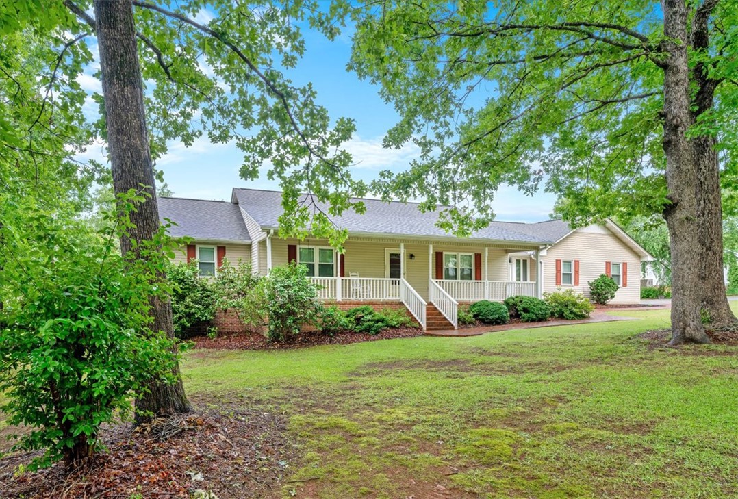Property image 1 at 107 Aiken Farm Road, Pickens, SC 29671