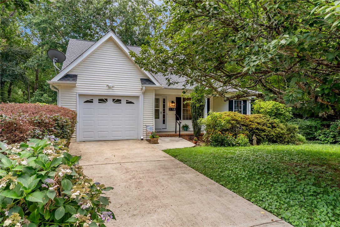 Property image 1 at 118 Grand Oak Circle, Pendleton, SC 29670