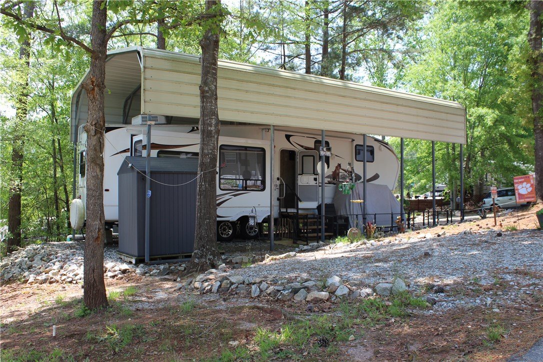 Property at 1114 Loch Lane, Westminster, SC 29693