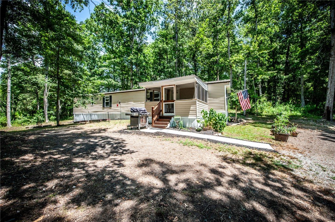 Property image 1 at 122 Westgate Drive, Westminster, SC 29693