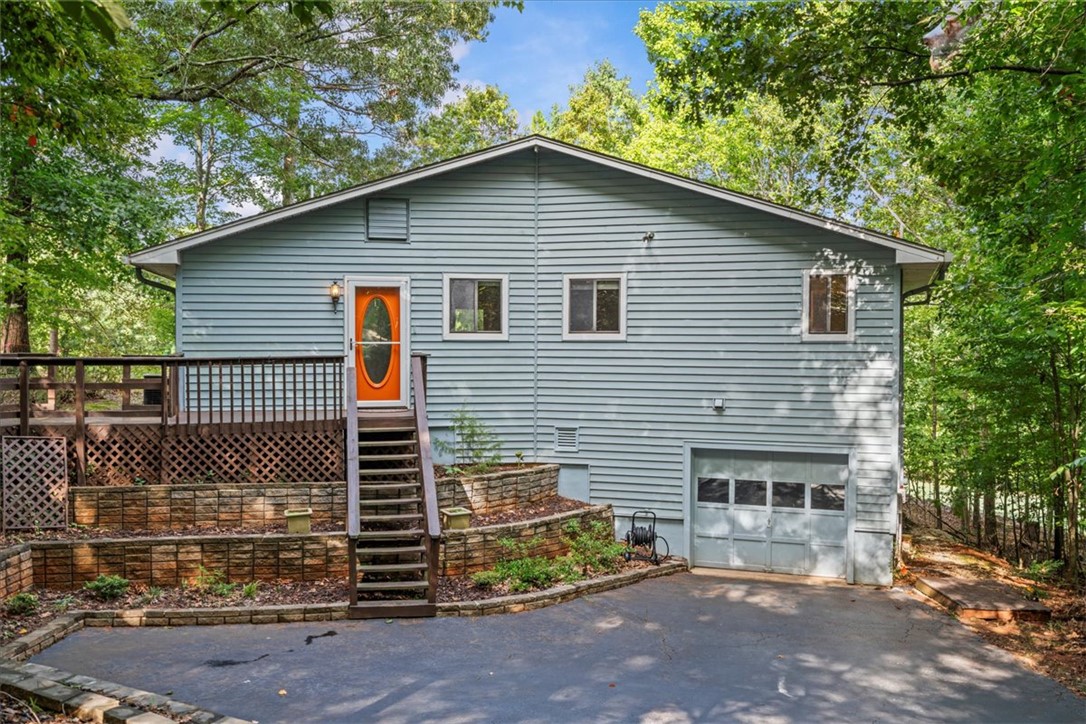 Property image 1 at 113 Nicklaus Road, Westminster, SC 29693