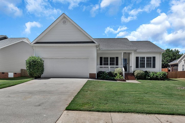 Property image 1 at 135 Elliott Circle, Anderson, SC 29621