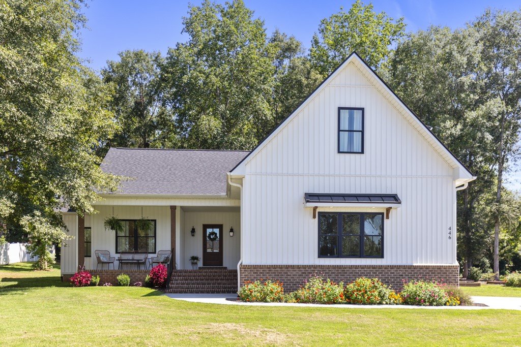 Property image 1 at 446 Twin View Drive, Westminster, SC 29693