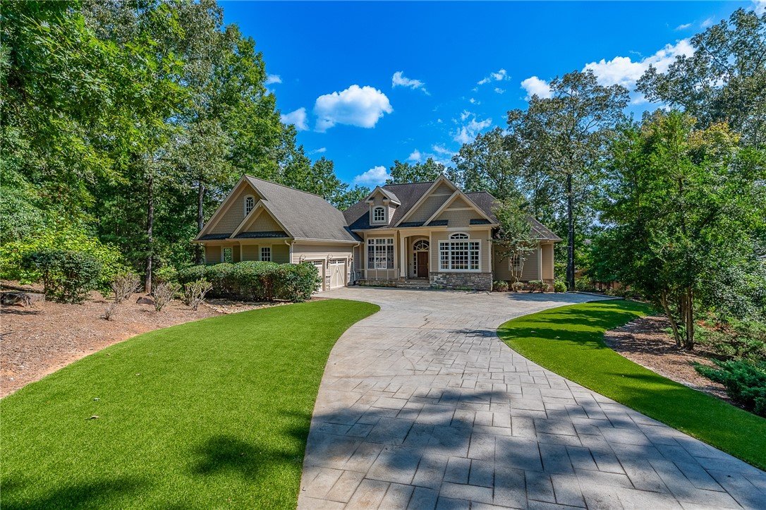 Cliffs At Keowee Falls North, Salem community