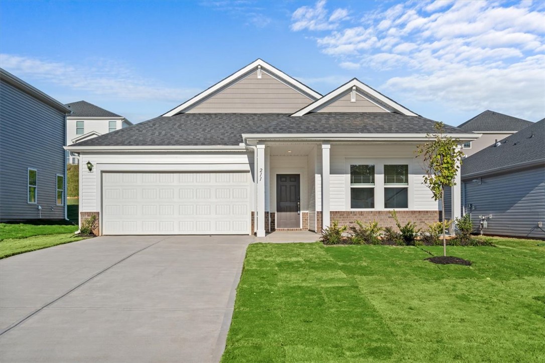 Property at 211 Tantalus Street, Gray Court, SC 29645