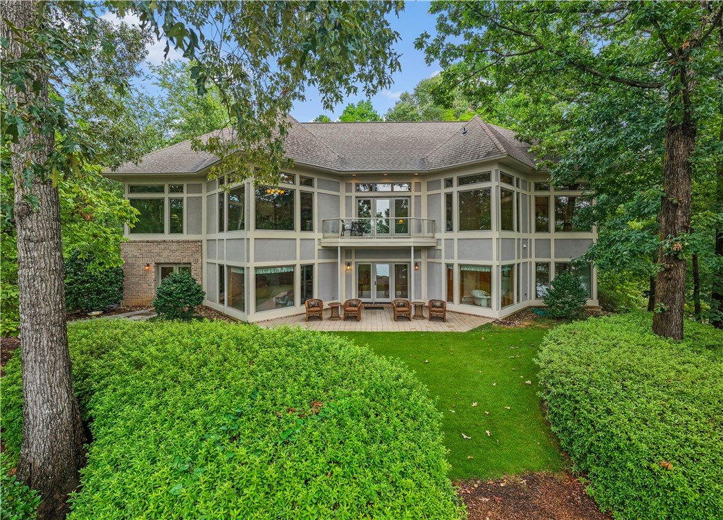 412 W Rockcliff Court