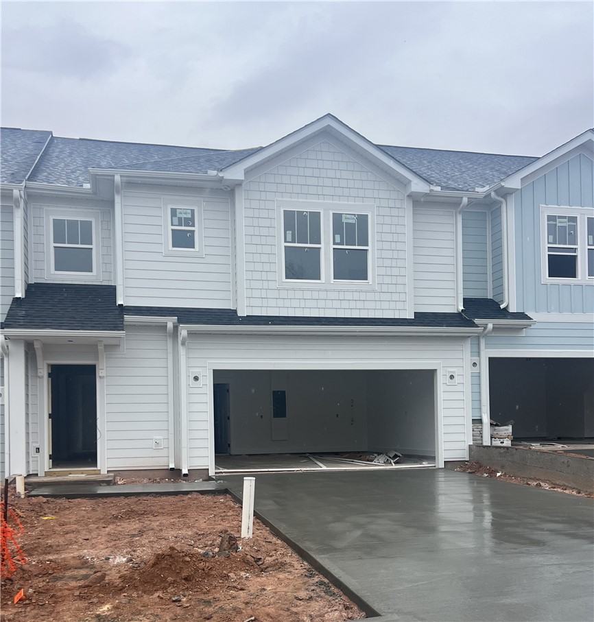 413 Crestcreek Drive