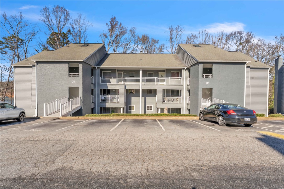 Northlake Condo, Anderson community