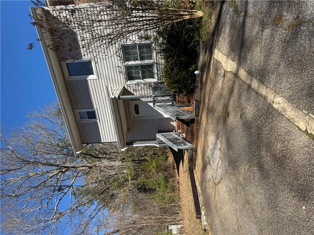 909 Georgetown Street