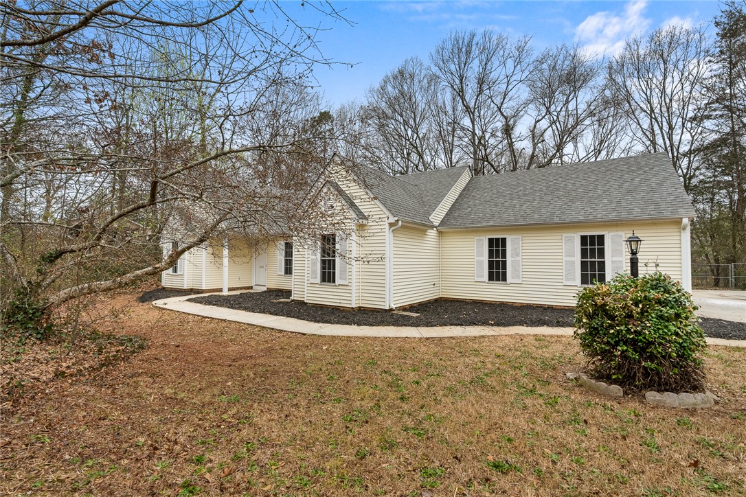 803 Mountainview Place