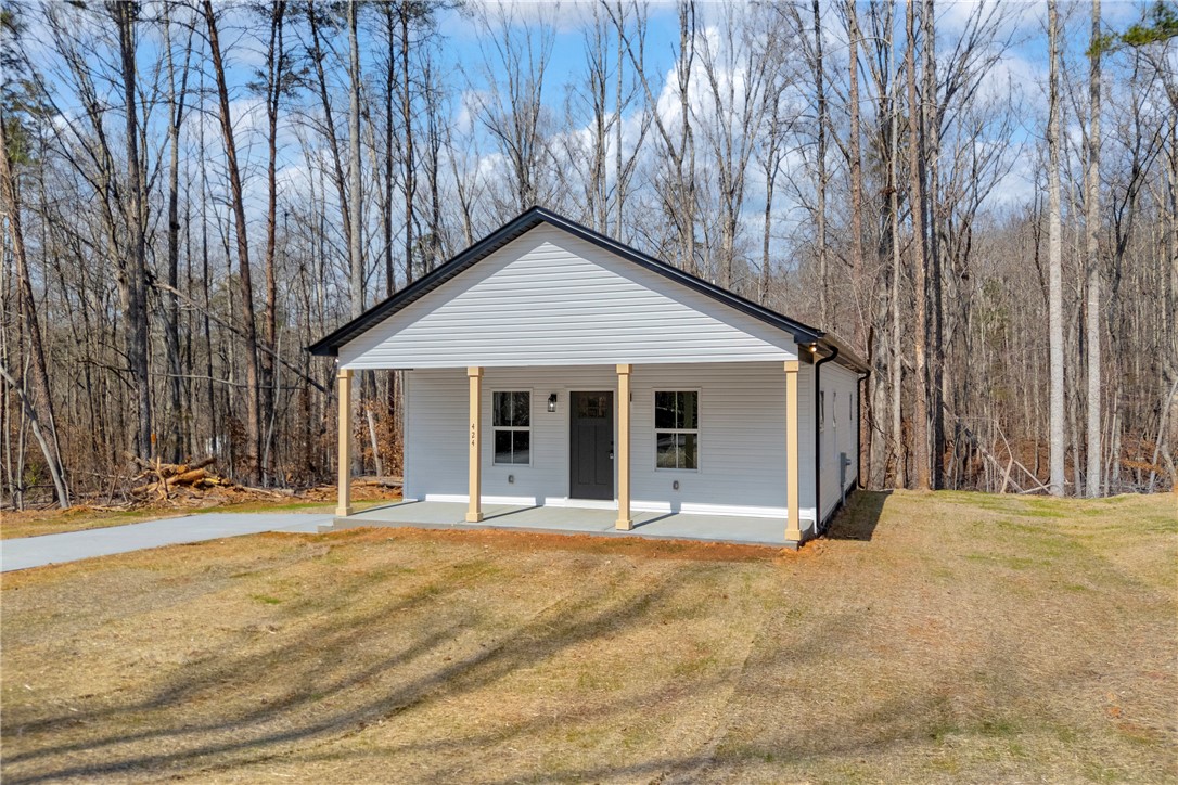 426 E Sheffield Drive