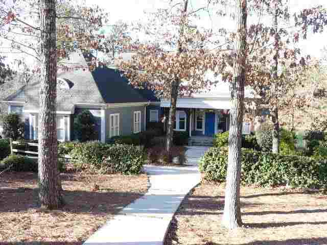 226 E Wynward Pointe Drive