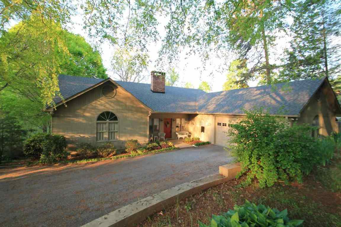 108 Chartwell Point Road