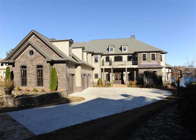 604 Cambridge Square