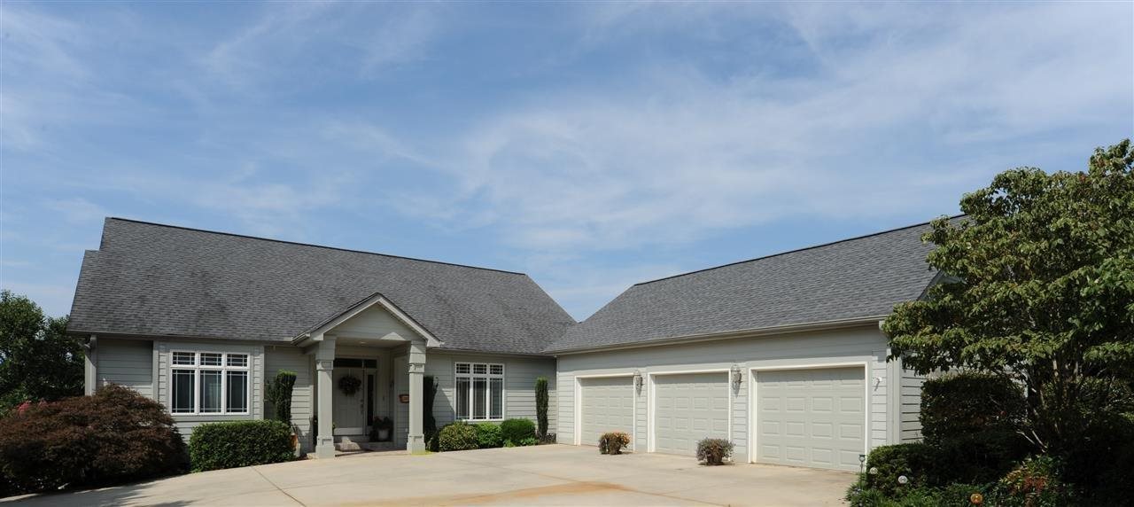 210 Sunset Ridge Drive