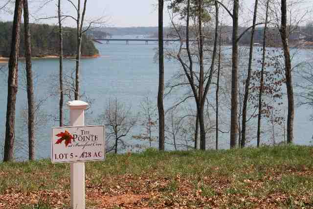 Lot 5 The Pointe Drive