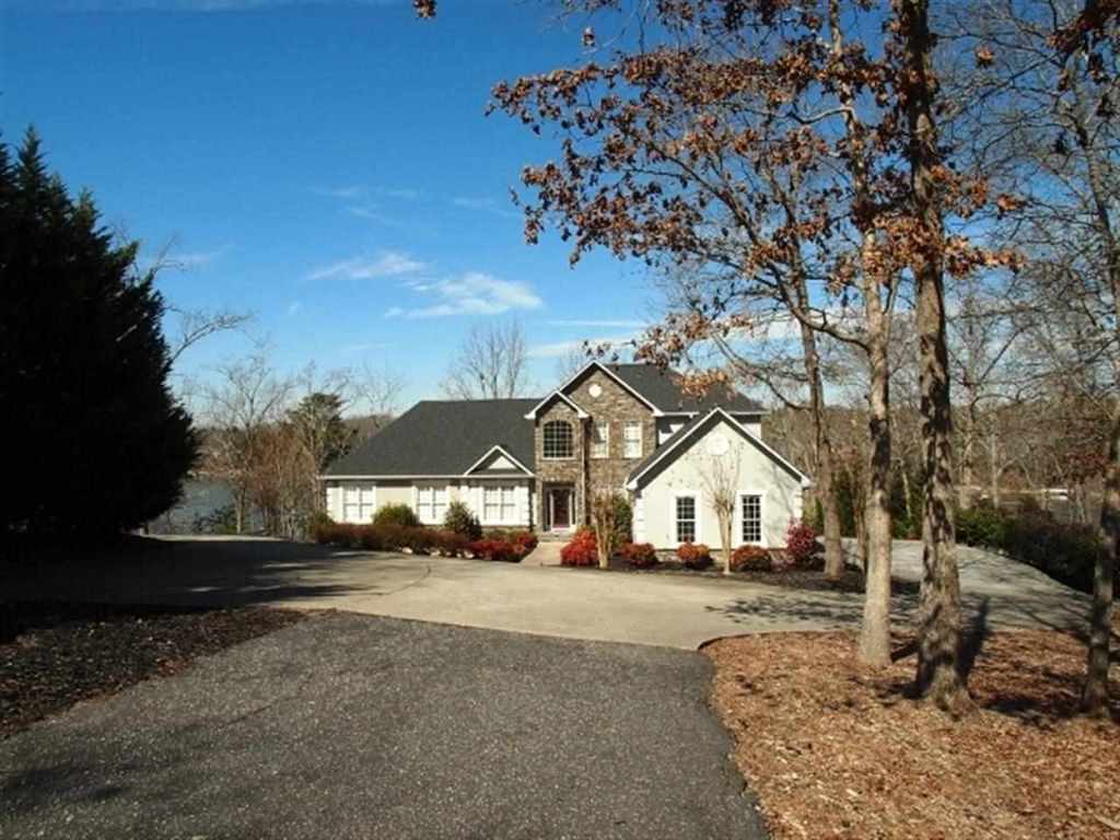 1013 Gaineswood Road