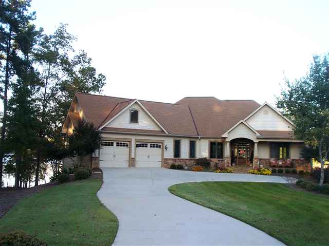 605 Cambridge Square