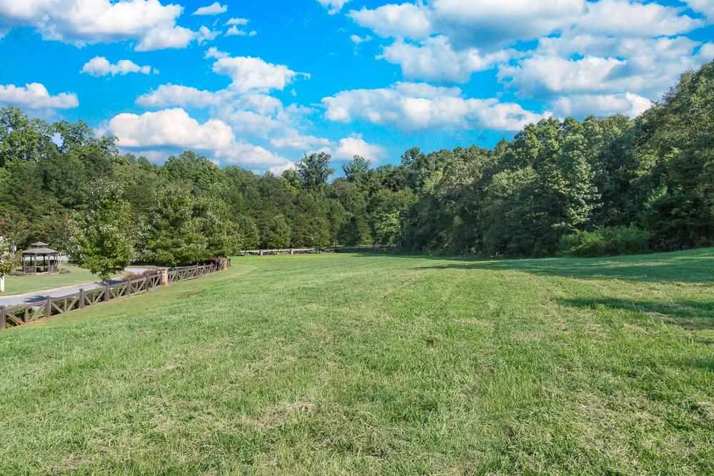 00 Grand Overlook Drive