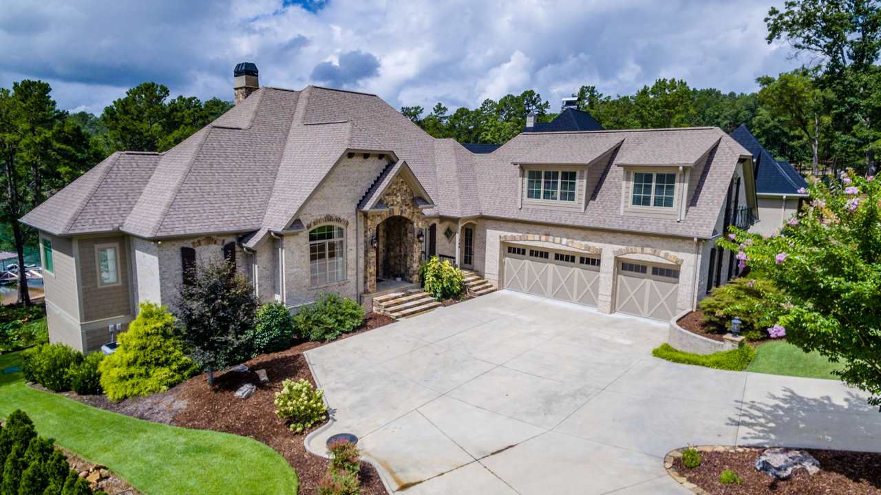 144 Rollingwood Drive