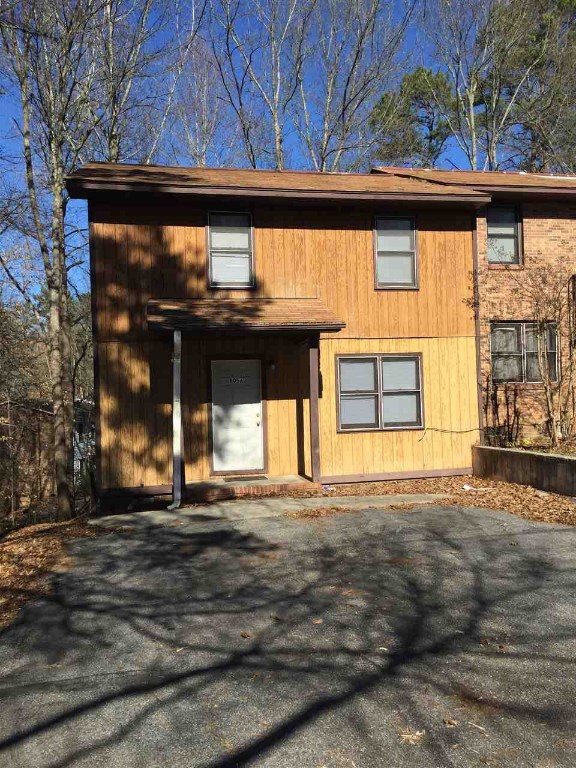 805A Creekside Drive