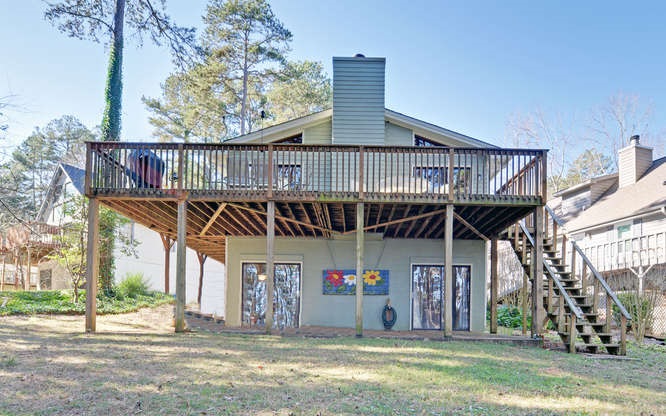 23 Chase Point Drive