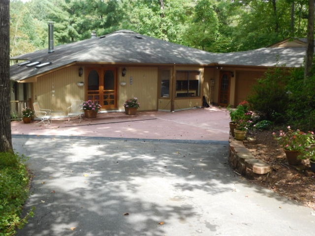 839 Keowee School Road