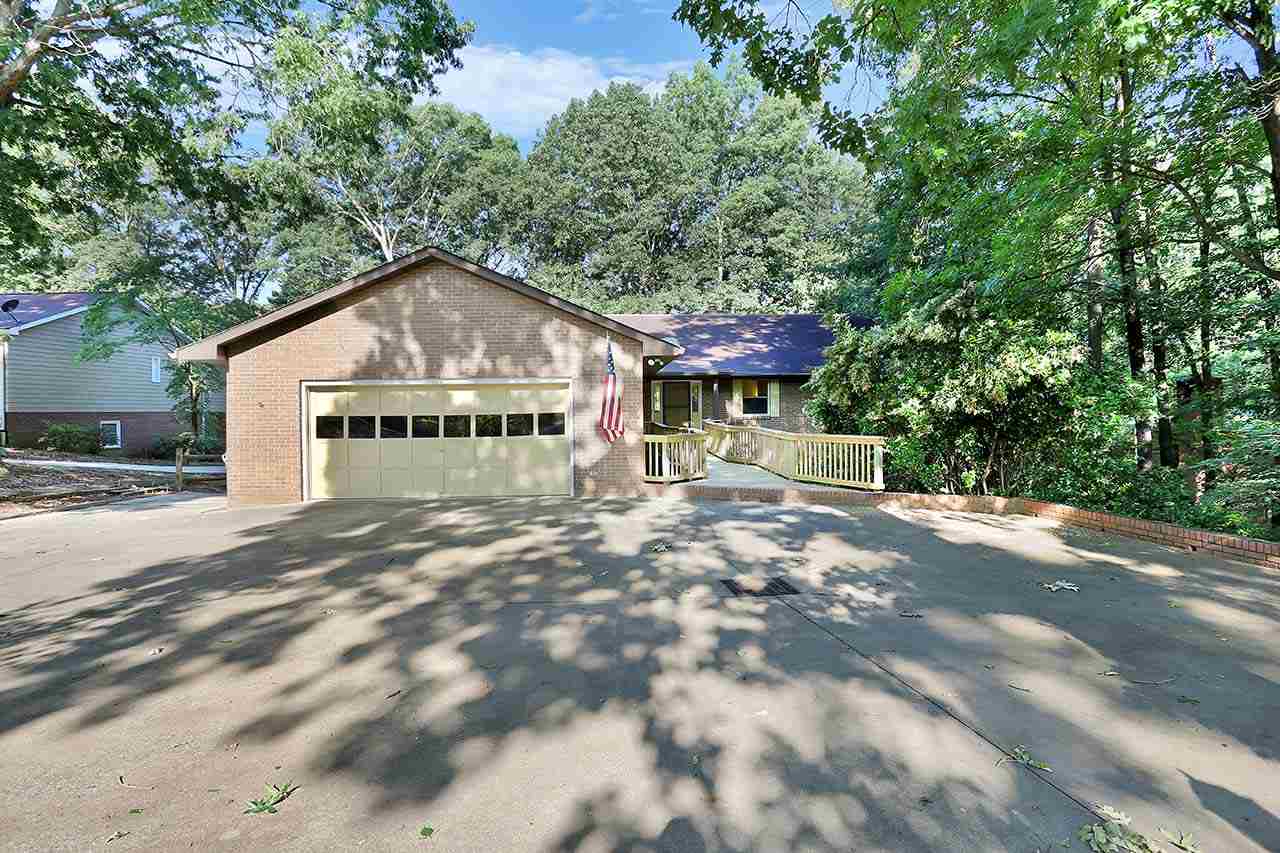 327 Broadwater Circle