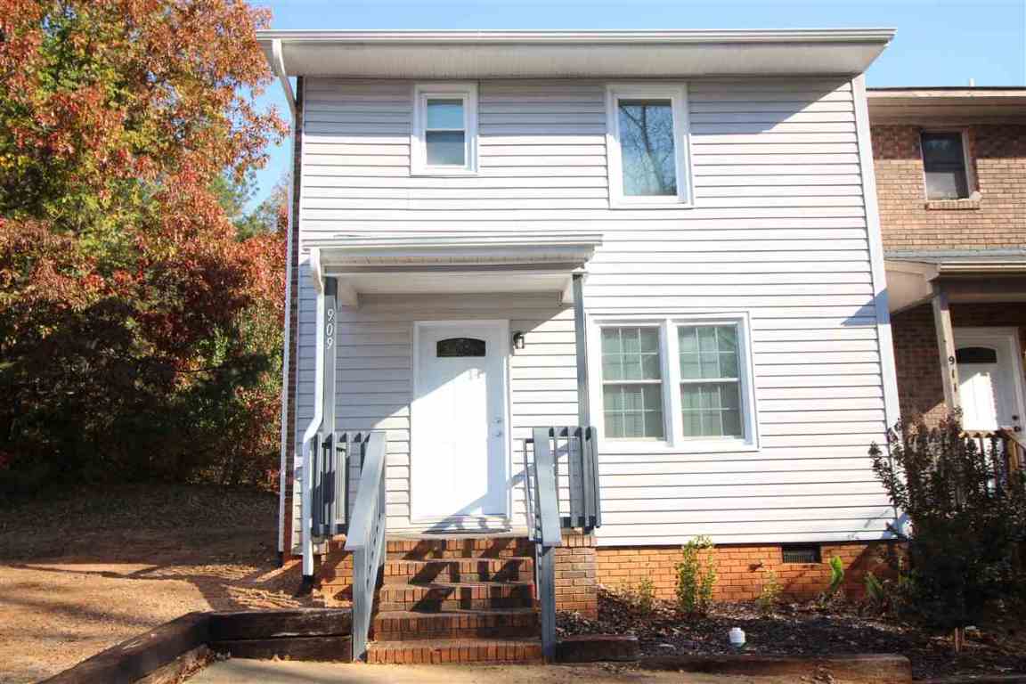 909 Georgetown Street