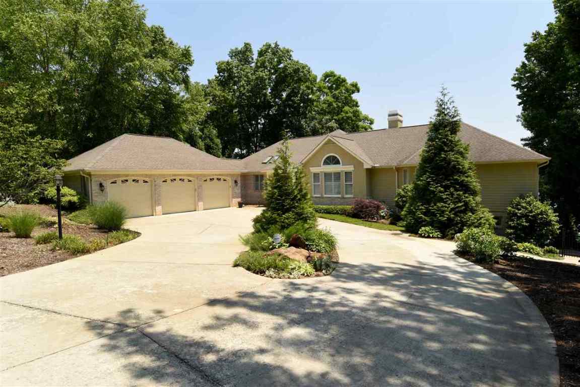 6021 Lake Point East Drive