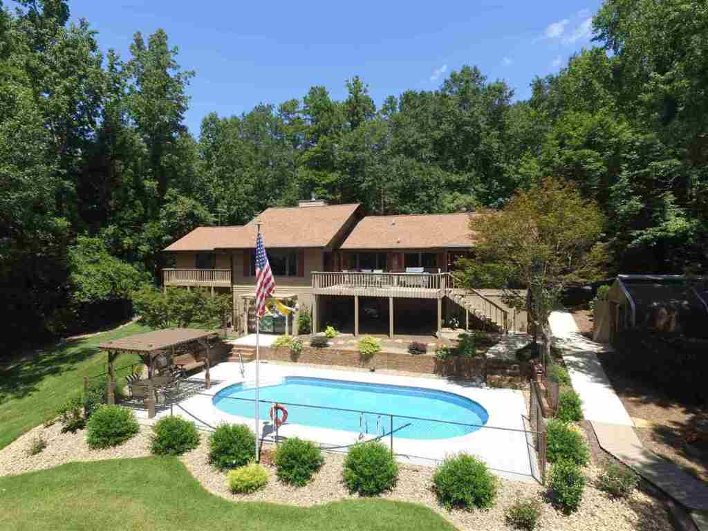 14036 Richardson Drive