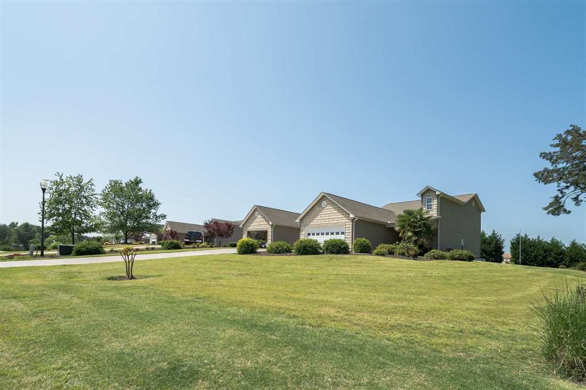 102 Harbour Springs Way