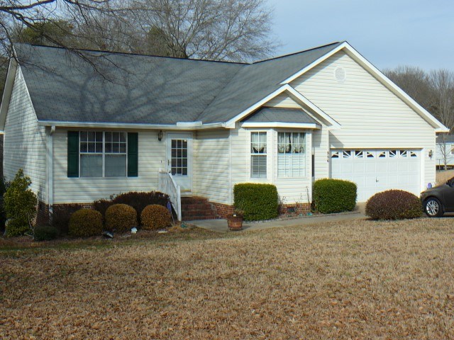 Property image 1 at 356 Pioneer Lane, Anderson, SC 29625