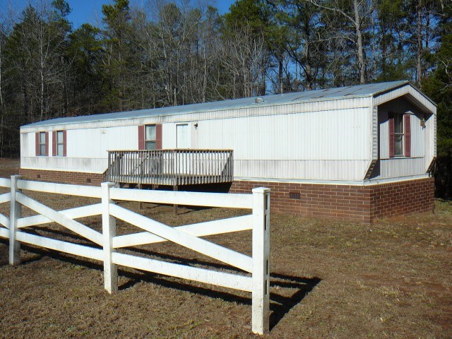 Property image 1 at 229 Forest Lane, Starr, SC 29684-9175