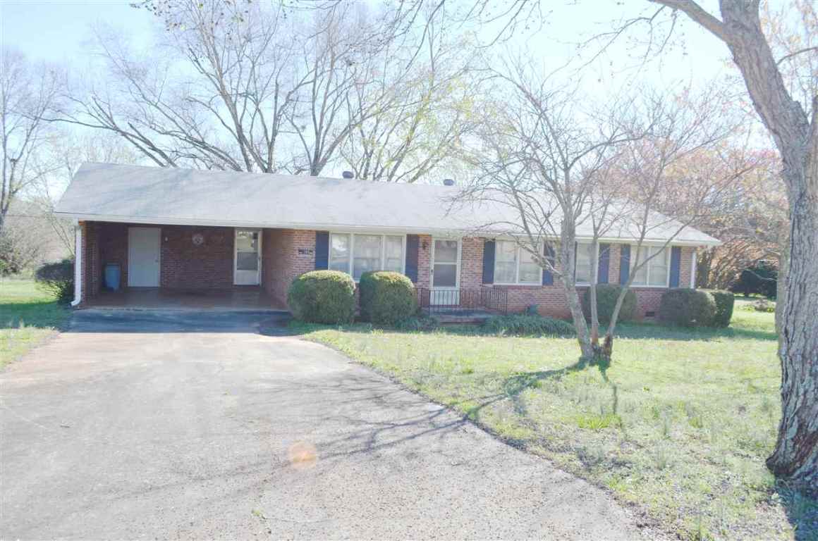 Property image 1 at 1209 Fairhaven Drive, Anderson, SC 29626