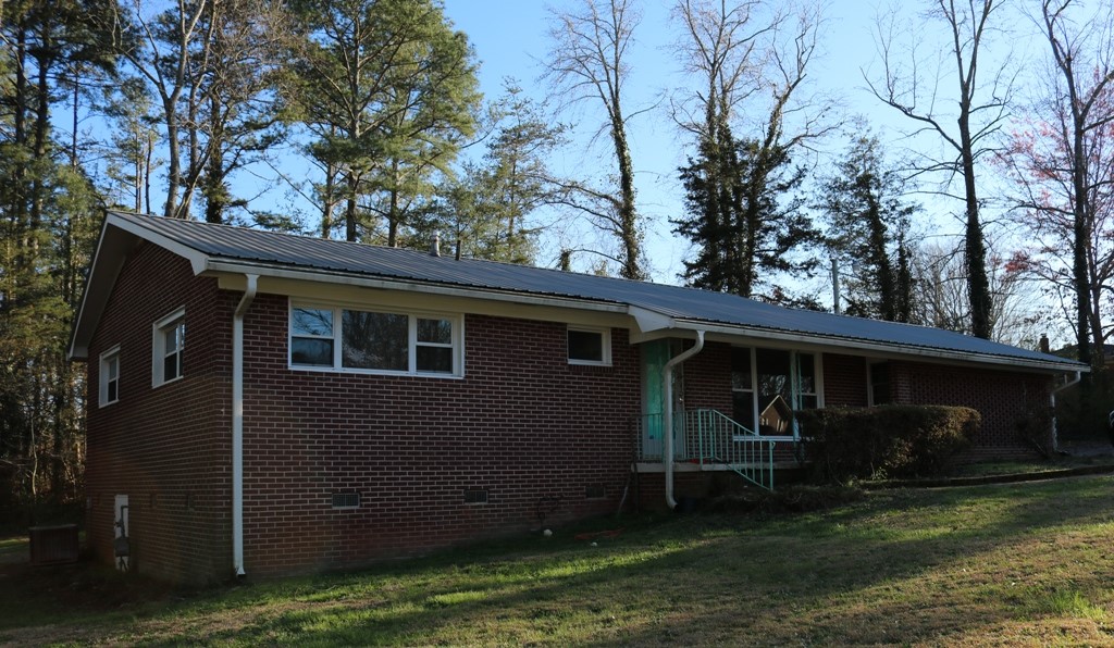 Property image 1 at 414 Springwood Drive, Seneca, SC 29672