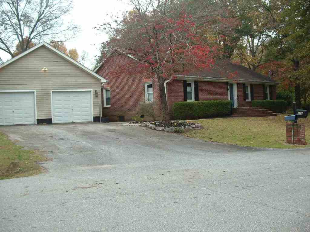 Property image 1 at 112 Lucille Avenue, Easley, SC 29640