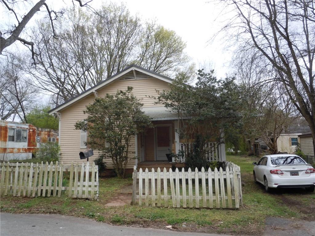 Property image 1 at 36 Sirrine Street, Seneca, SC 29678