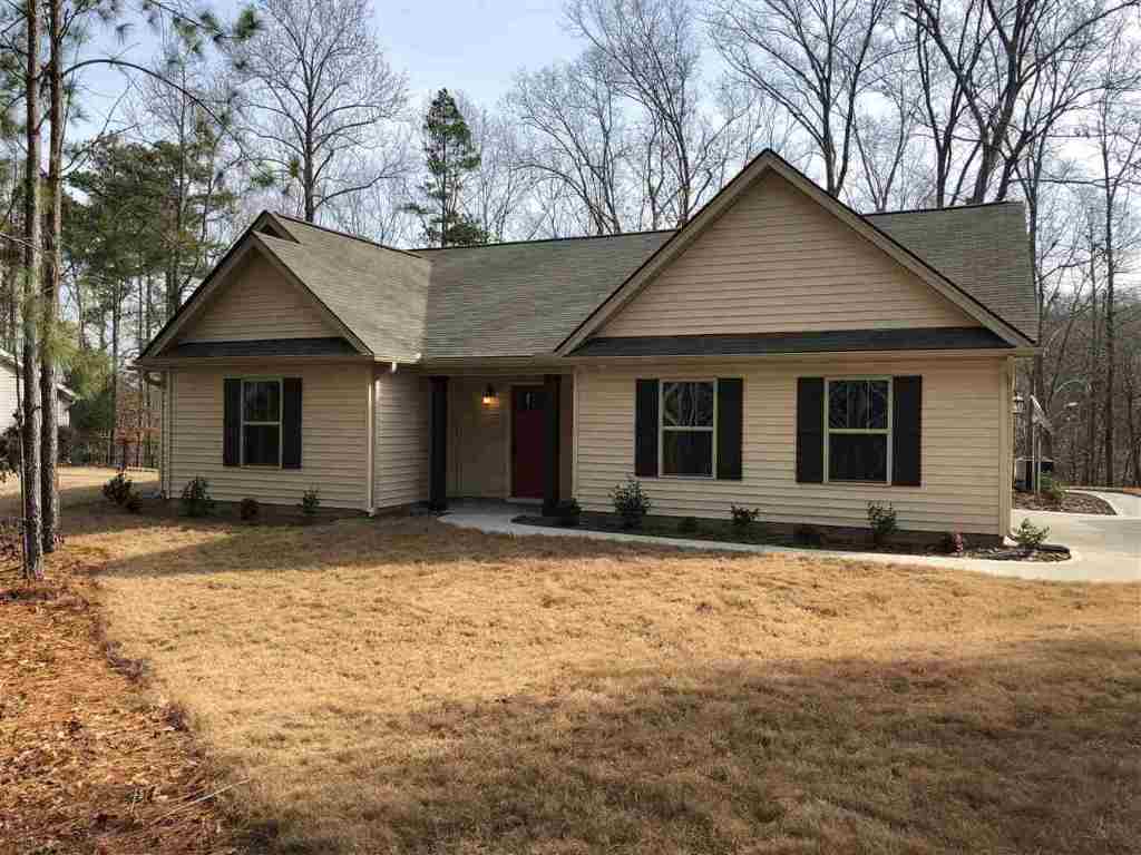 Property image 1 at 216 Bay Ridge Drive, Townville, SC 29689