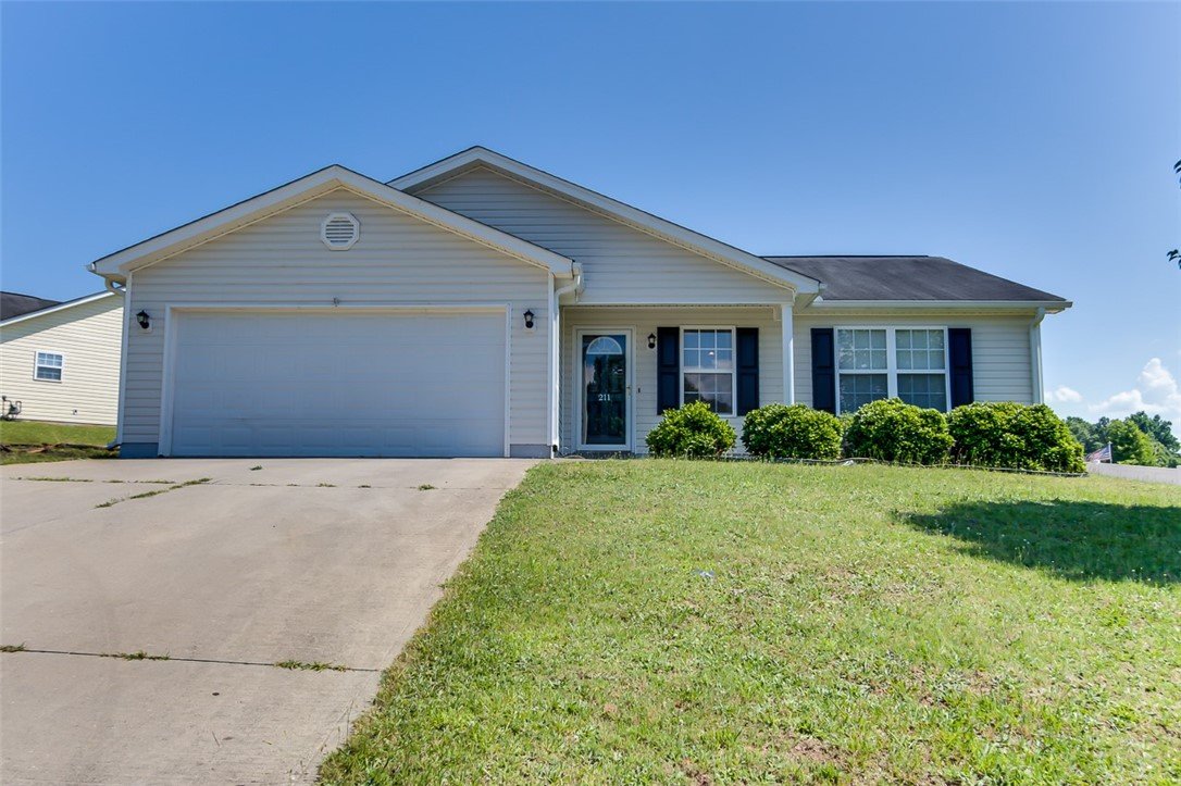 Property image 1 at 211 Rio Way, Anderson, SC 29625