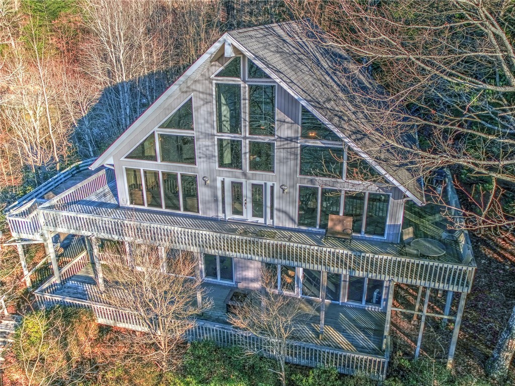 Property image 1 at 318 Cherokee Ridge Road, Tamassee, SC 29686