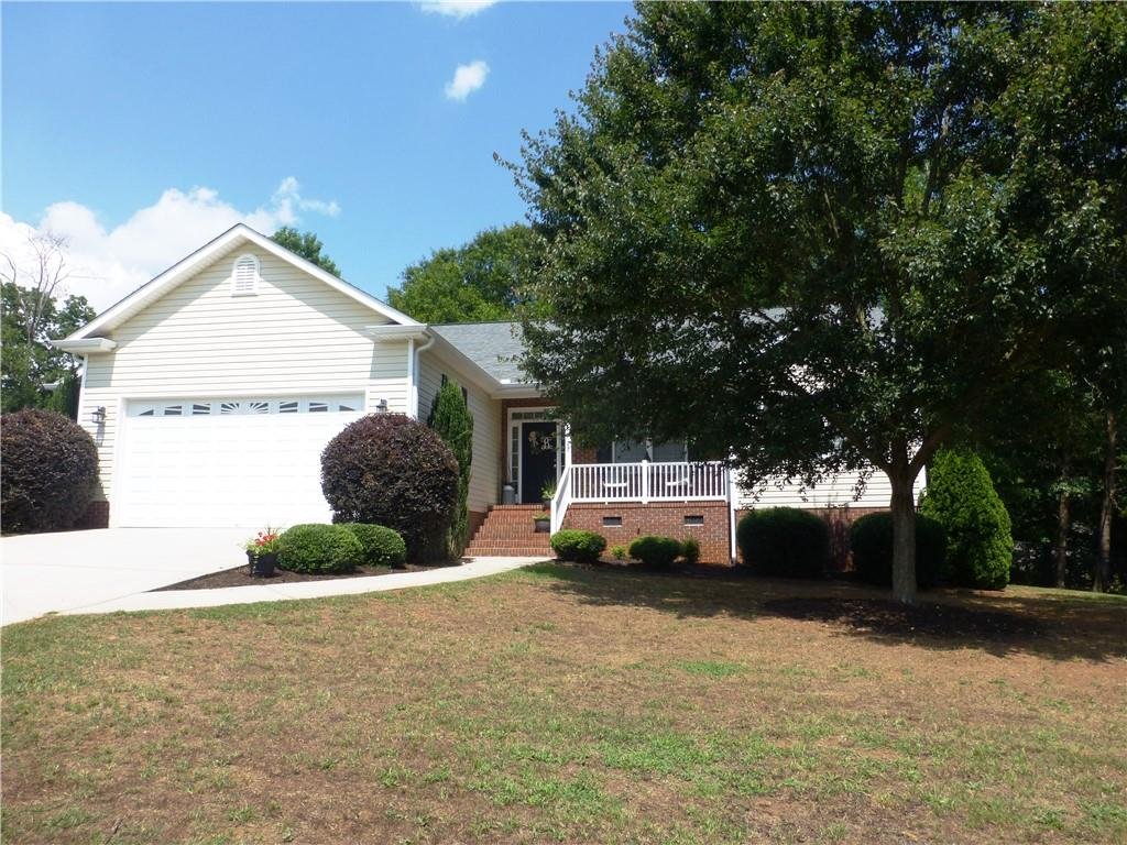 Property image 1 at 200 Stagecoach Drive, Anderson, SC 29625
