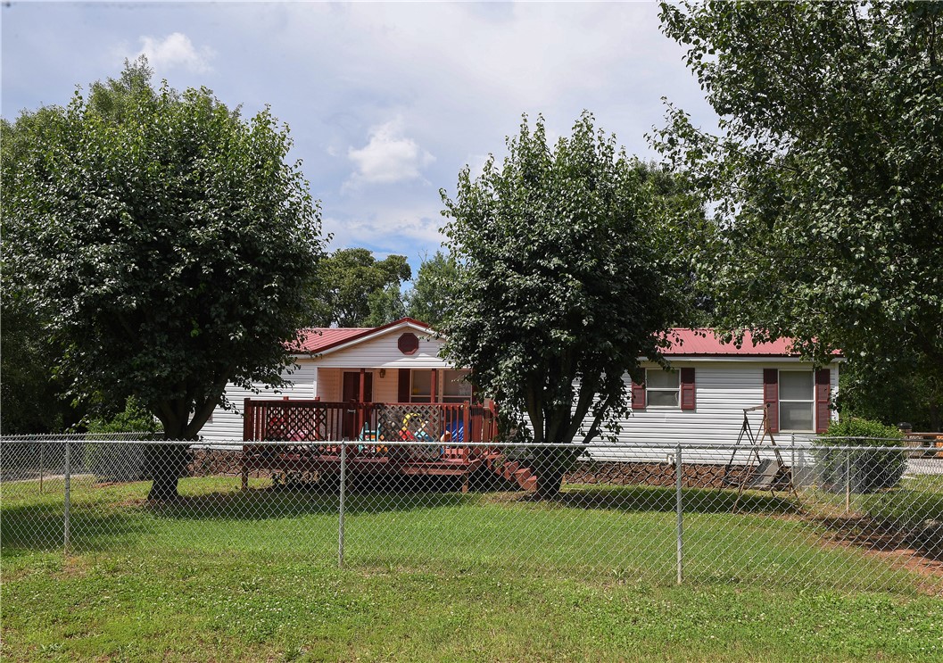 Property image 1 at 108 Old Field Circle, Williamston, SC 29697